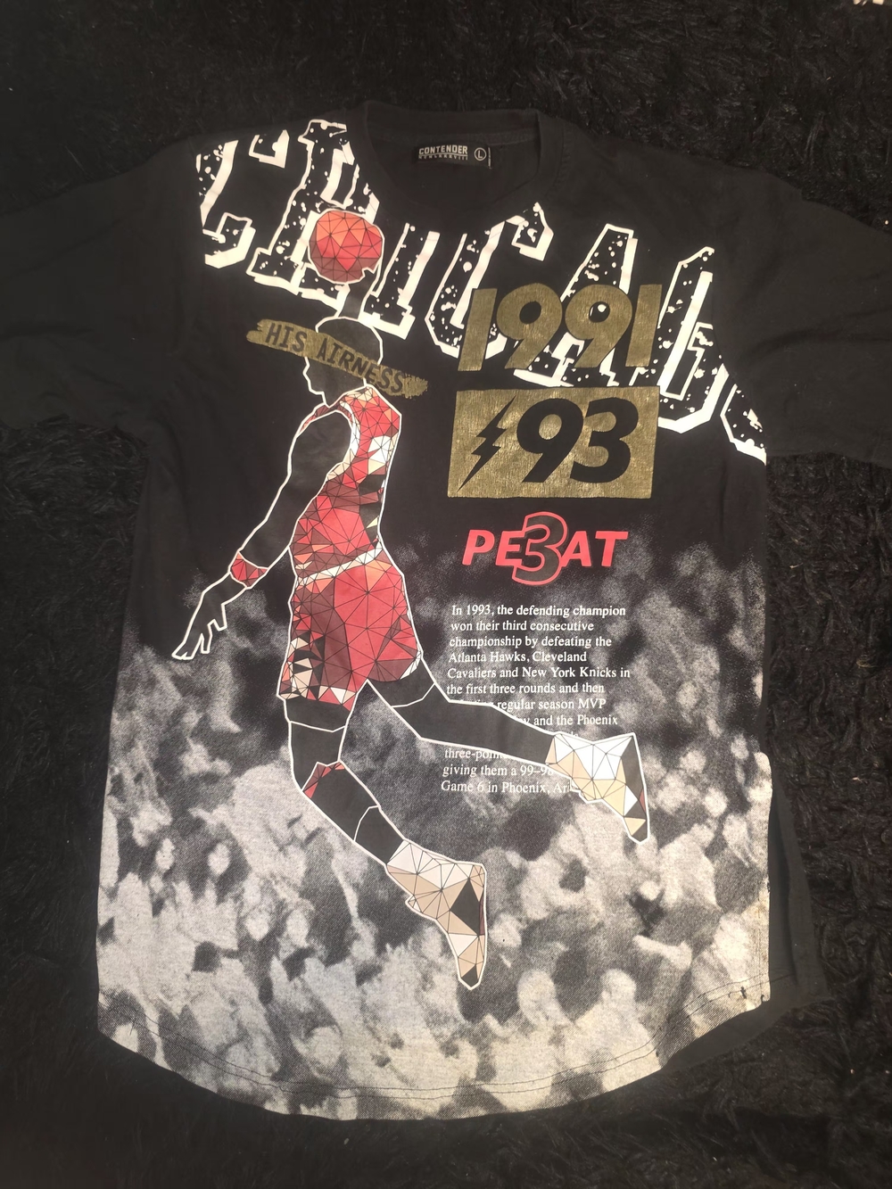 Contender Chicago 1993 Basketball Graphic Tee - Black Red Gold Men's Size Large